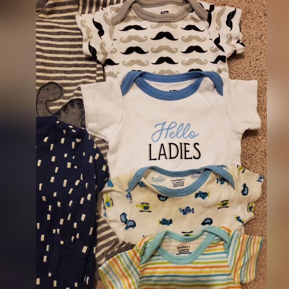 Baby Bodysuit and Pajama Set - Stripes and Prints - Picture 2 of 3